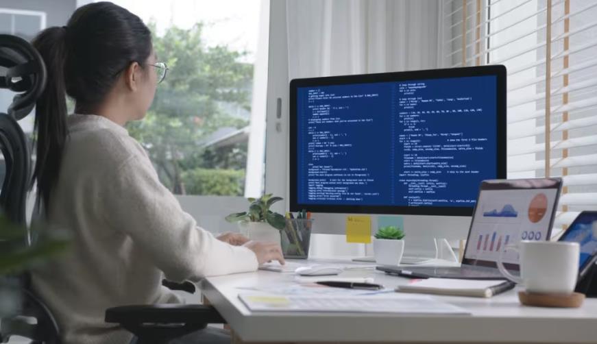鹤城区企业数字化解决方案：机器学习赋能商业模式升级的核心路径
